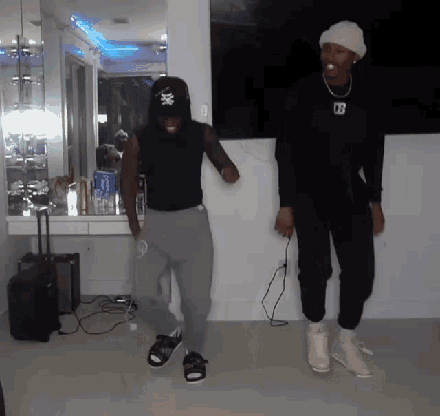 Dukexkai GIF