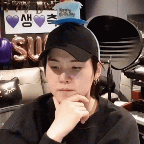 Dynataees Yoongi GIF