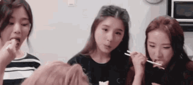 Eating Tasty GIF