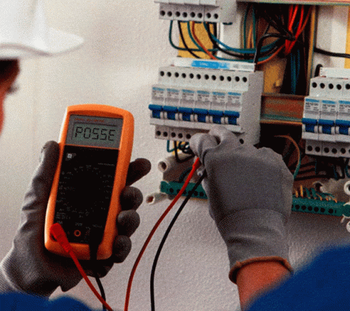 Electricista Enchufe GIF