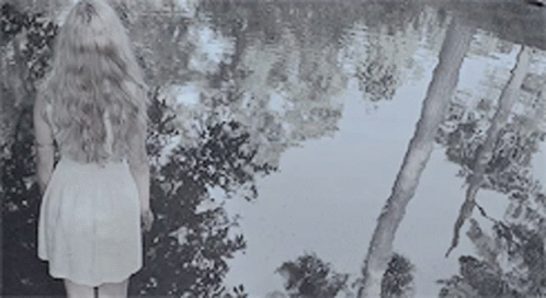 Elena Gilbert GIF