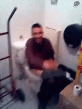 Emilio Cagando Pose GIF