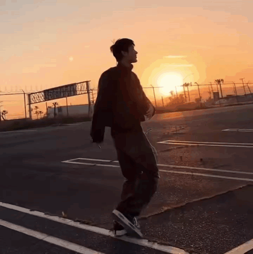 Enhypen Hypenchives GIF. This 496 x 498 animated GIF is part of our freedom collection. Related themes include jumping, running. Created by hypenchives…