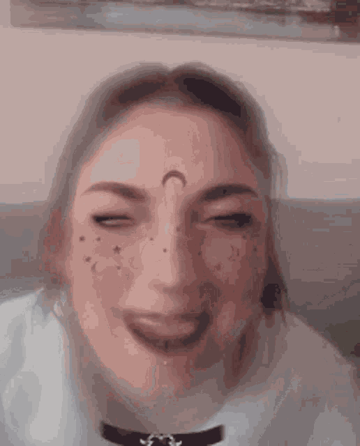 Escritora Sabeonda Risa GIF