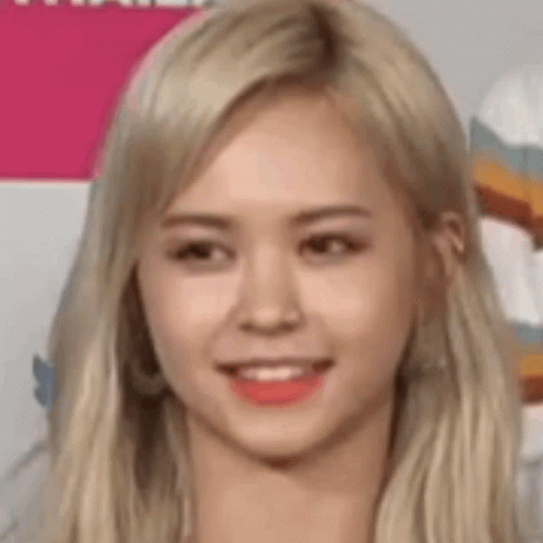 Everglow Park Jiwon GIF