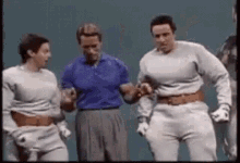 Feaz GIF. This 220 x 150 animated GIF is part of our hans and franz collection. Created by crocks2871. View the original animation, share it, or browse…