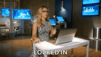 Felicity Arrow GIF