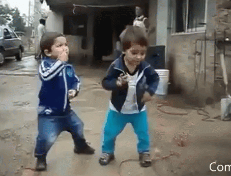 Feliz Viernes Baile Niños GIF. This 454 x 346 animated GIF is part of our porque no los dos collection. View the original animation, share it, or browse…