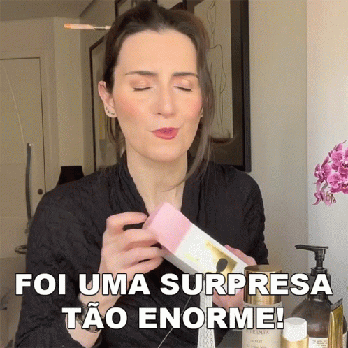 Foi Uma Surpresa Tão Enorme Cinthia Ferreira GIF