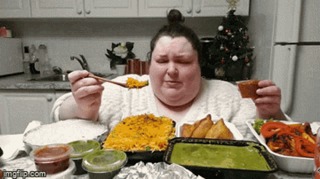 Foodie Beauty Chantal GIF