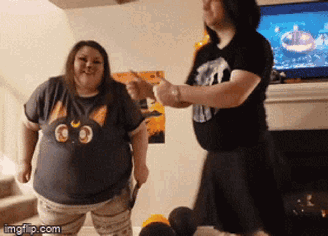 Foodie Beauty Chantal GIF
