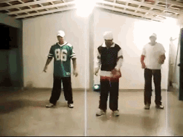 Funk Passinho GIF