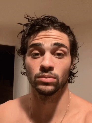Funny Face GIF. This 373 x 498 animated GIF is part of our reinhardt face collection. Related themes include face, funny, what. Created by veronikamoreno…