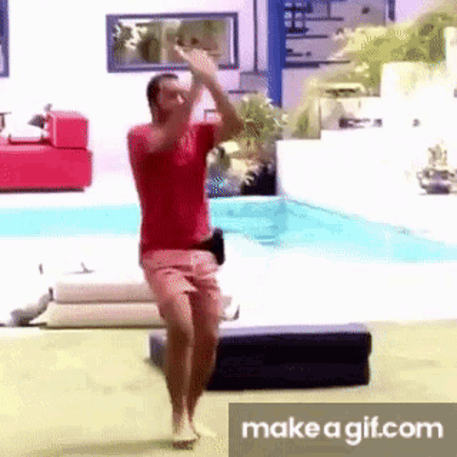 Gil Bbb GIF