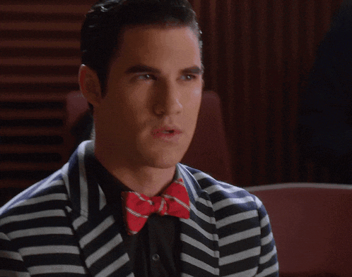 Gleeklqura Blaine Confused GIF