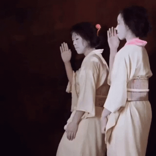 Goodbye Wave GIF. This 498 x 498 animated GIF is part of our sono giapponese collection. Related themes include bye, dance, goodbye. Created by maitredj…