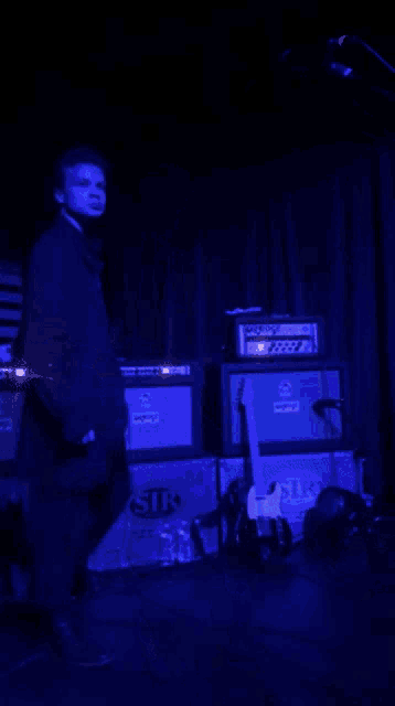 Greep Black Midi GIF