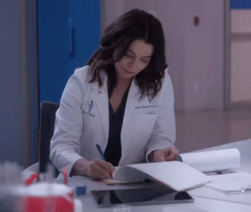 Greys Anatomy Amelia Shepherd GIF