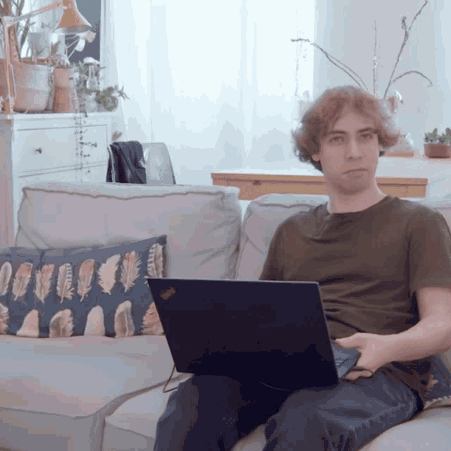 Gruss Daniel Gruss GIF