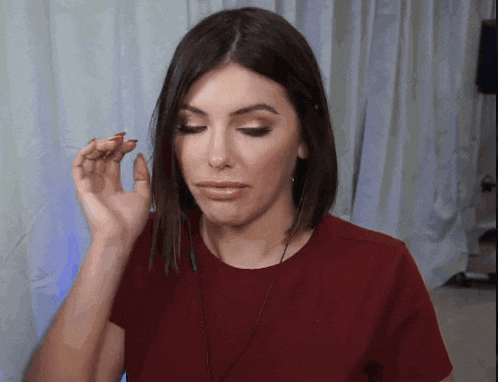 H2di Adriana Chechik GIF