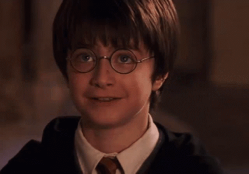 Happy Harry Potter GIF. This 498 x 347 animated GIF is part of our harry potter collection. Related themes include cute, happy, smile. Created by AvG_0902…