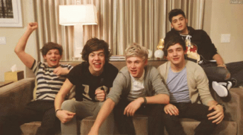 Harry Styles One Direction GIF. This 498 x 277 animated GIF is part of our one direction birthday collection. Created by Madashatters18. View the original…