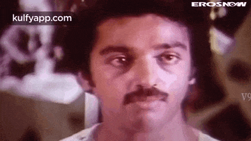 Head Noding By Kamal Hassan.Gif GIF