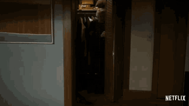 Hide Sandy Kominsky GIF