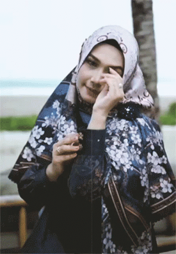 Hijabling GIF