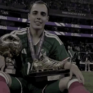 Hugo Camberos Seleccion Mexicana GIF