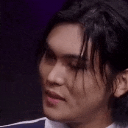 Hyun Xlov GIF