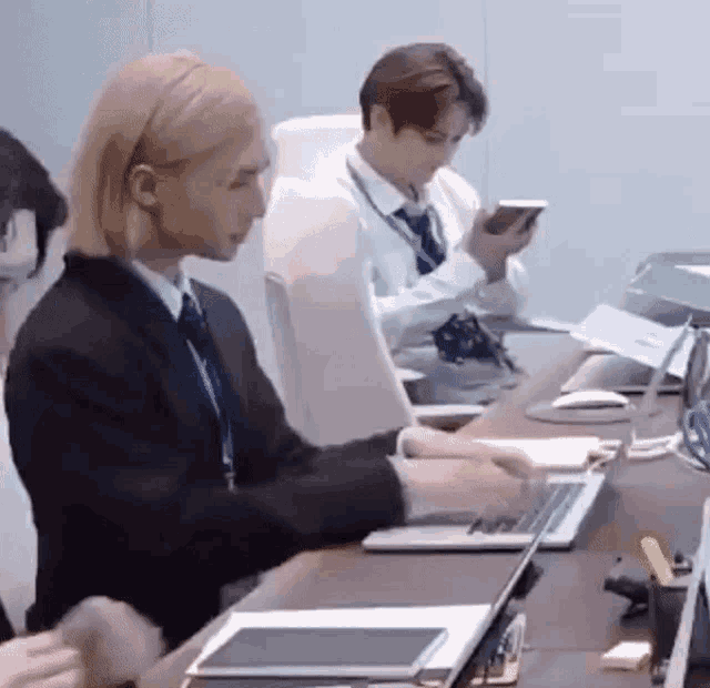 Hyunjin Skz GIF