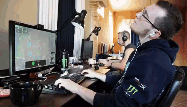 Idra Greg GIF