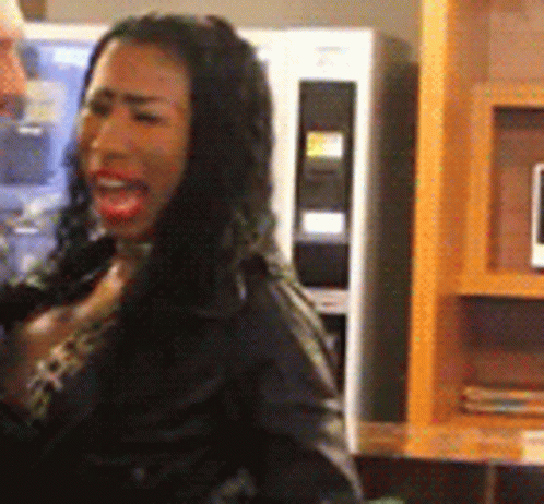 Ines Brasil GIF