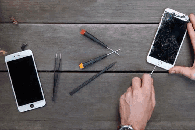 Iphone Repair Near Me Bloomington I Phone Xr Repair Bloomington GIF
