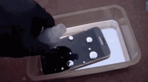 Iphone Waterproof GIF
