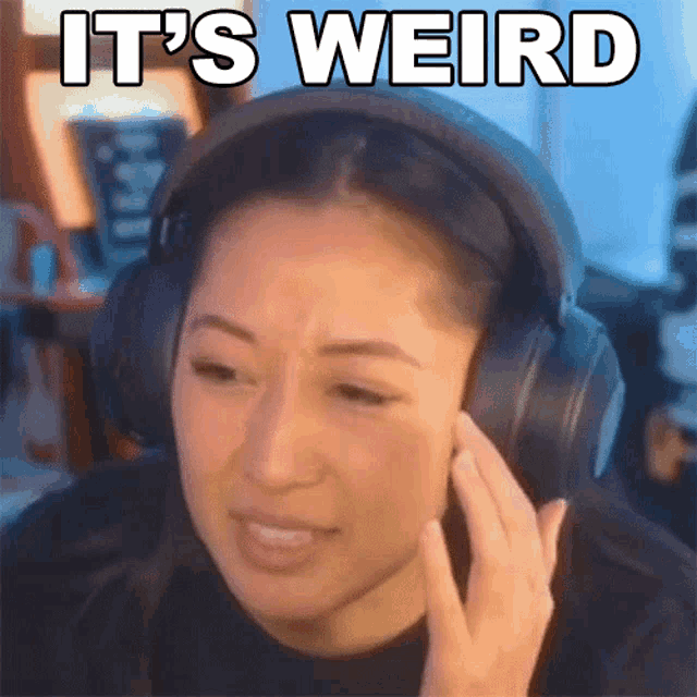 Its Weird Mariko Takahashi GIF