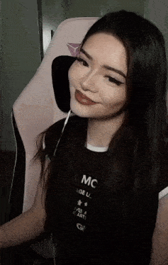 Itskatchii Flirt GIF