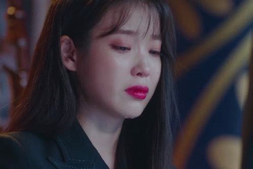 Iu Manwol GIF
