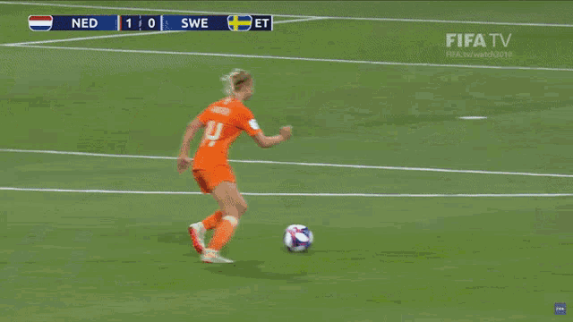 Jackie Groenen Tromby GIF