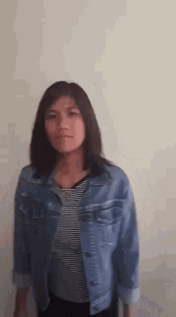 Janielle Janna GIF