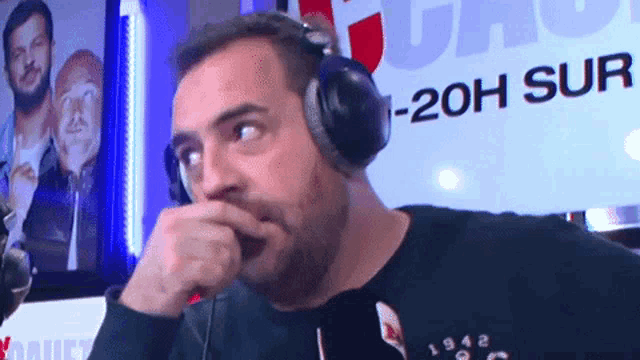 Jeff Cauet GIF