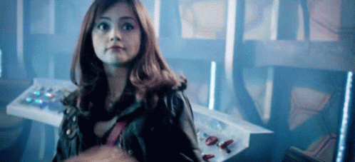 Jenna Coleman GIF. This 498 x 227 animated GIF is part of our jenna louise coleman collection. Created by Langouste. View the original animation, share it…