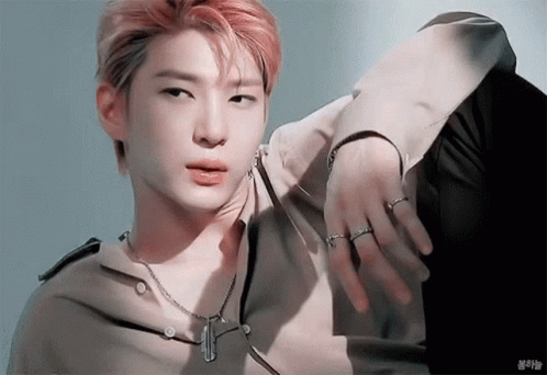 Jung Taekwoon Vixx GIF. This 498 x 342 animated GIF is part of our leo vixx collection. Created by _6vixx. View the original animation, share it, or browse…