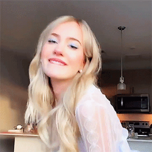 Kennedy Walsh GIF. This 498 x 498 animated GIF is part of our paris kennedy collection. Created by Popchamp. View the original animation, share it, or…