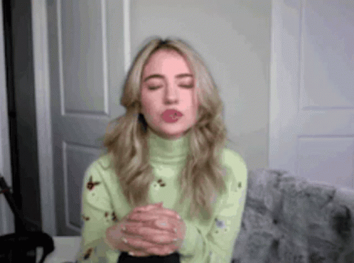 Kennedy Walsh Kennedy Kiss GIF. This 498 x 370 animated GIF is part of our paris kennedy collection. Created by luvlywalsh. View the original animation…