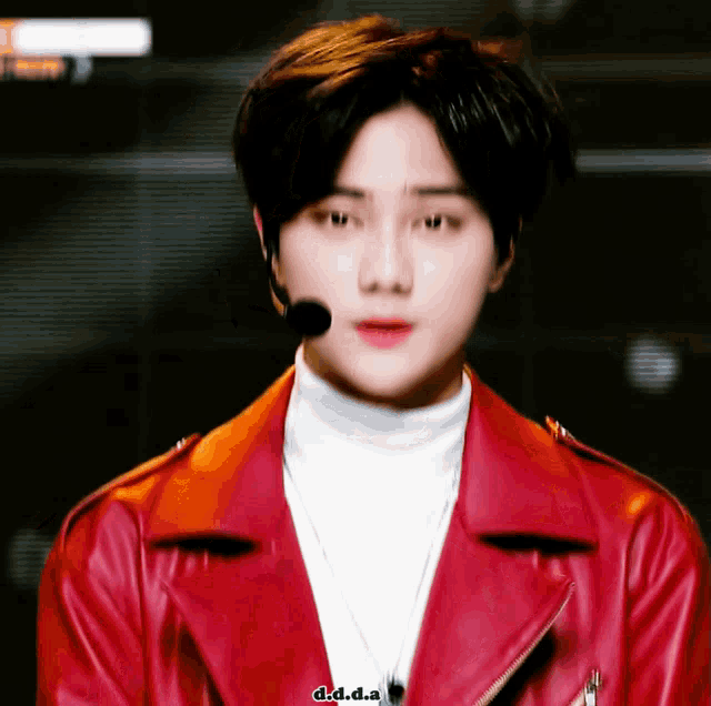 Kim Daniel Daniel Iland GIF