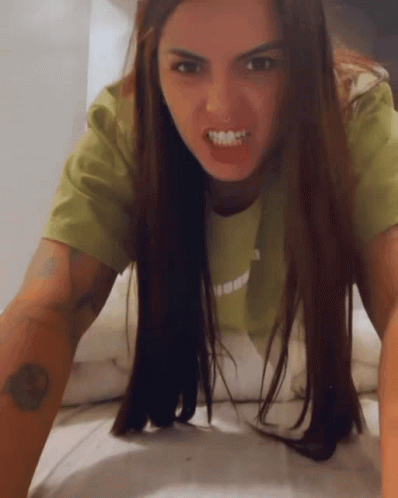 Kimi Lilian GIF
