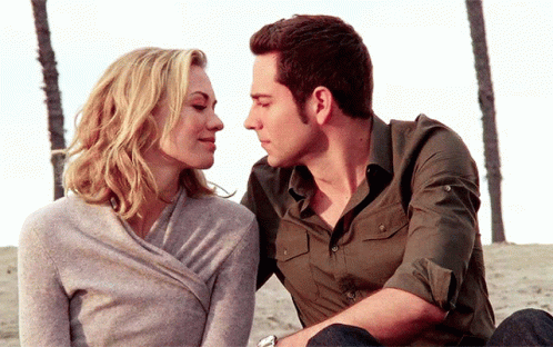 Kiss Couple GIF