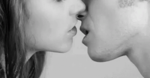 Kiss Couple GIF